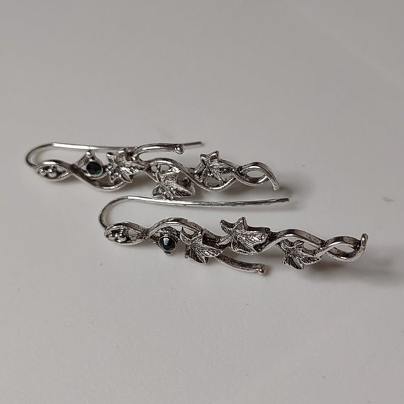 Long Silver Tone Leaf Earrings With Green Stone - Picture 5 of 14